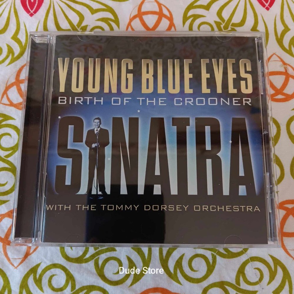 FRANK SINATRA - Young Blue Eyes - Birth of the Crooner - 2004 CD - 20 Songs